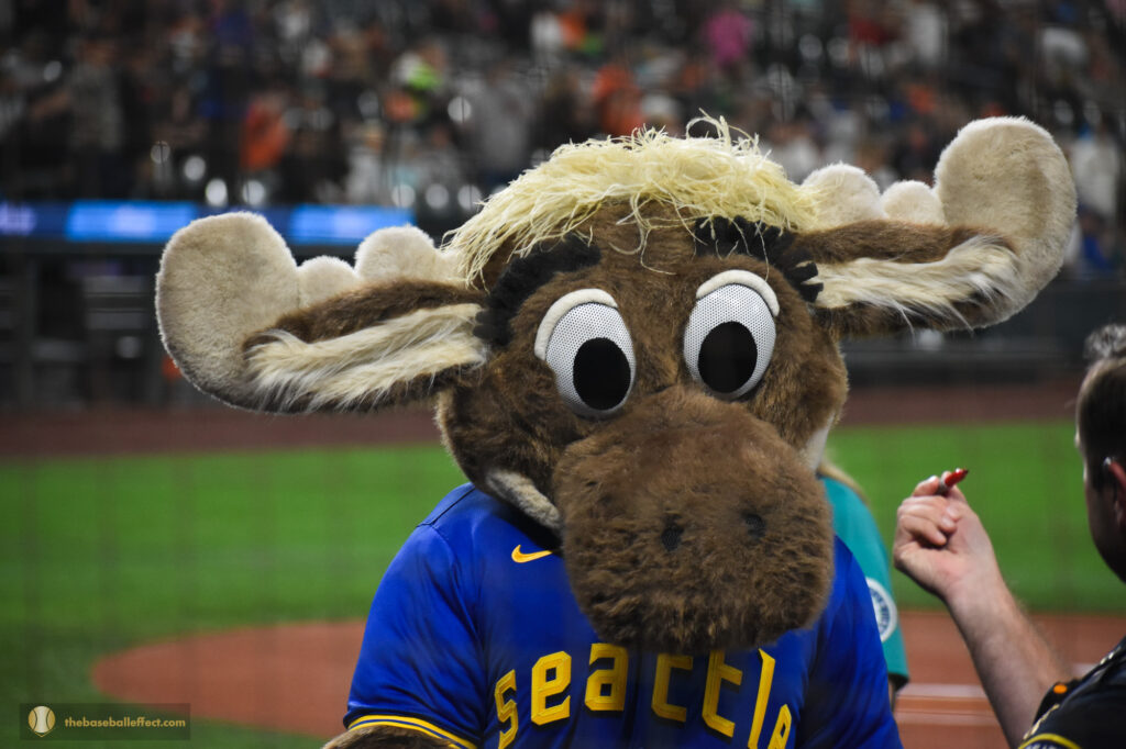 Mariners mascot
